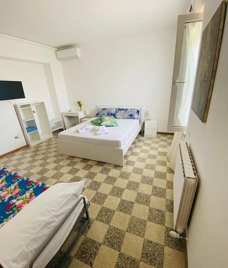 Cali-Formia B&B Exteriör bild